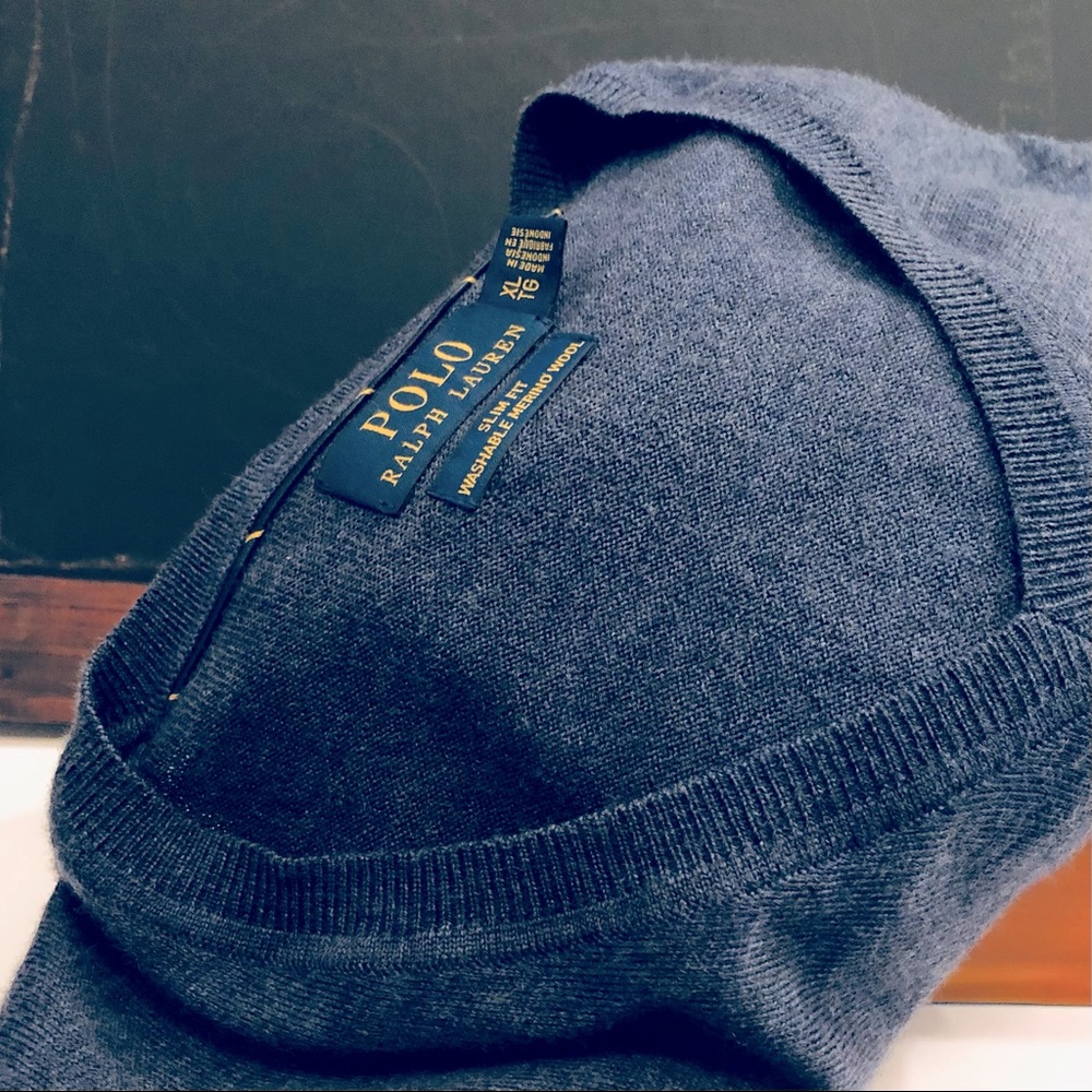 POLO RALPH LAUREN Men's Wool V-Neck Sweater